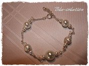 Très jolie bracelet perles nacrées blanc